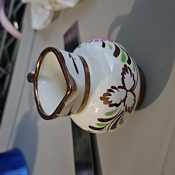 Gray's Pottery Stoke-on-Trent England Hand Painted Luster Mini Creamer Floral - Picture 4 of 7